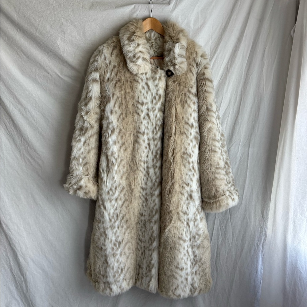 Dennis Basso Cream and Tan Teddy Jacket